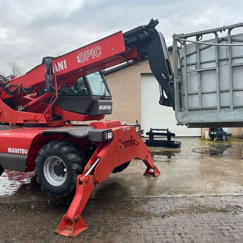 Manitou MRT 1432 Teleskoplader - Bild 1
