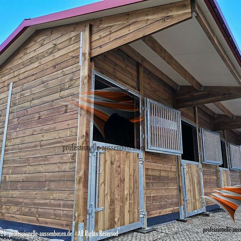 Pferdestall bauen | Außenbox, Pferdebox und Offenstall kaufen, Weidehütte, Laufstall für Pferde & Pferdeunterstand - Top Stallungen - Bild 1